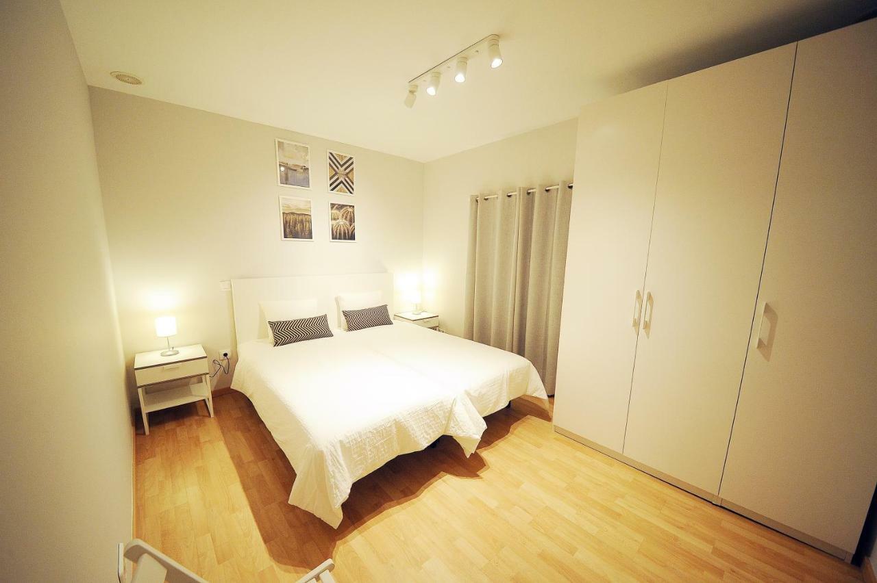 Dones Apartamento En El Casco Historico De Zaragoza Kültér fotó
